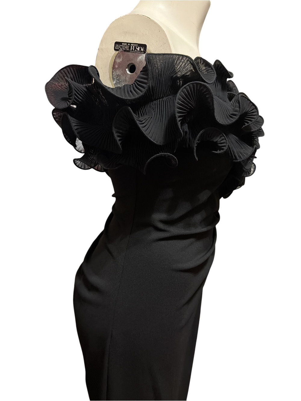 NWT Xscape Sz 16 Black Ruffle Off the Shoulder Scuba Crepe Midi Dress $228 - Picture 7 of 11
